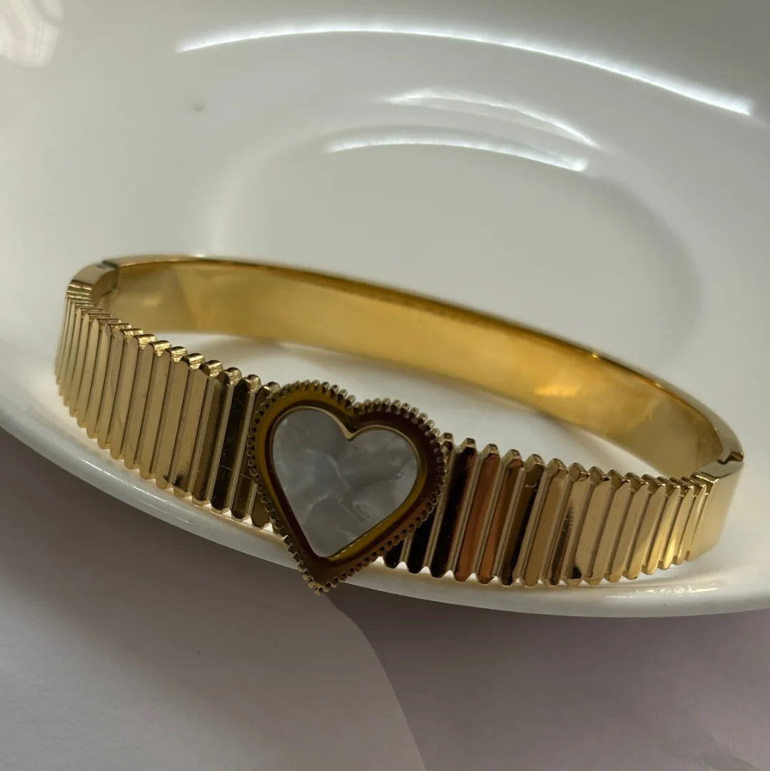 Heart Charm Anti-Tarnish Gold Bracelet for Women