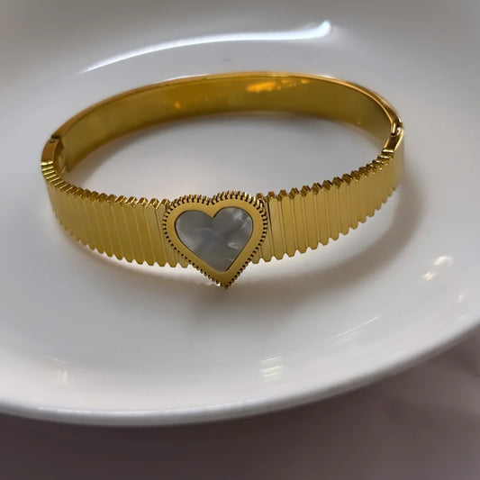 Heart Charm Anti-Tarnish Gold Bracelet for Women