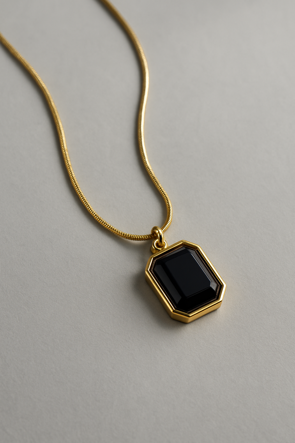 Gold Plated Black Stone Pendant Necklace for Women